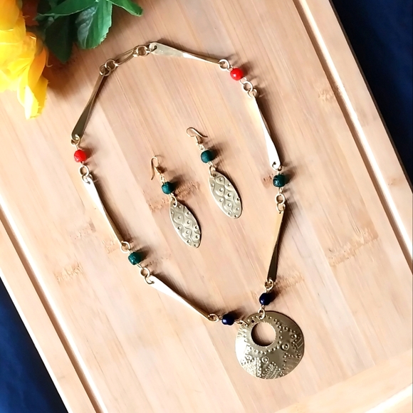 2PC Beautiful Brass Medallion Necklack and Brass Earring Set